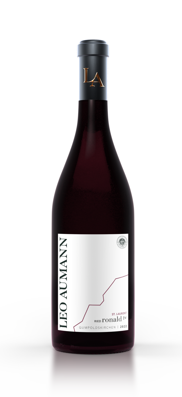 A bottle of Leo Aumann red wine with a modern white label and dark capsule on a white background.